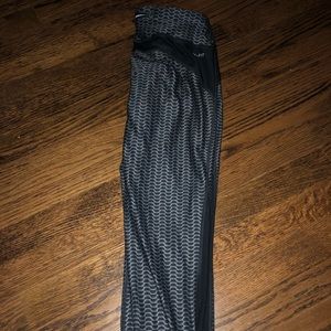Nike Pants - cropped nike leggings Nike Pants - cropped nike leggings